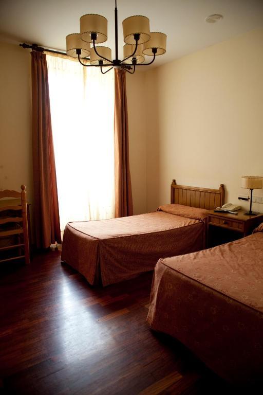 Hotel Balneario De Артейхо Экстерьер фото